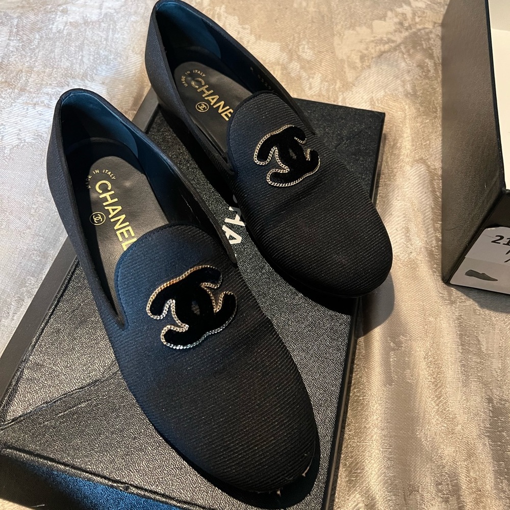 Authentic Chanel loafer black fabric with suede logo